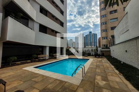 Apartamento à venda com 170m², 3 quartos e 3 vagasPiscina 