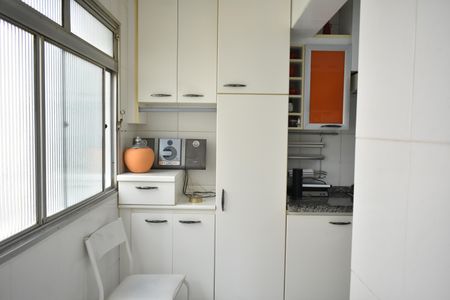 Apartamento à venda com 57m², 2 quartos e 1 vagaÁrea de Serviço