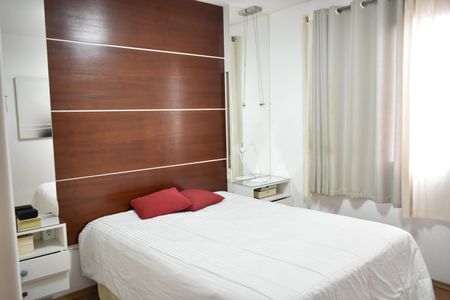 Apartamento à venda com 57m², 2 quartos e 1 vagaQuarto 2