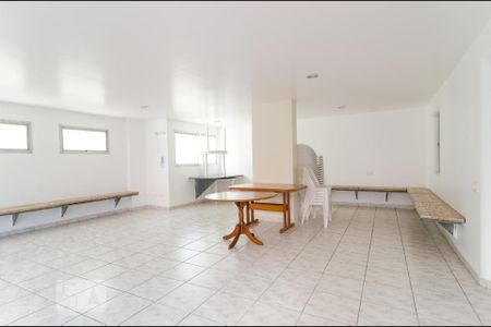 Apartamento à venda com 57m², 2 quartos e 1 vaga Apartamento à venda com 57m², 2 quartos e 1 vagaÁrea comum - Salão de festas