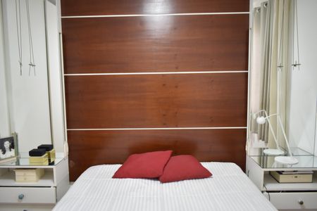 Apartamento à venda com 57m², 2 quartos e 1 vagaQuarto 2