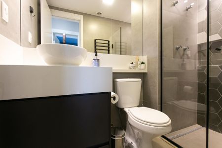 Apartamento para alugar com 68m², 2 quartos e 1 vaga Apartamento para alugar com 68m², 2 quartos e 1 vagaBanheiro Social