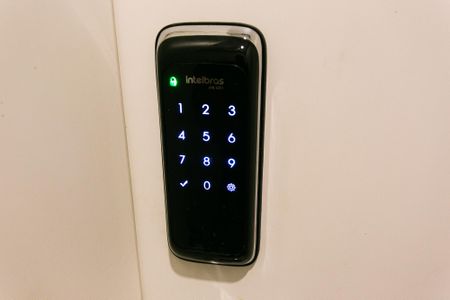 Apartamento para alugar com 68m², 2 quartos e 1 vaga Apartamento para alugar com 68m², 2 quartos e 1 vagaFechadura Eletrônica