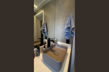 Apartamento à venda com 113m², 3 quartos e 2 vagasBanheiro da Suíte 2