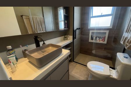 Apartamento à venda com 113m², 3 quartos e 2 vagasBanheiro da Suíte 1