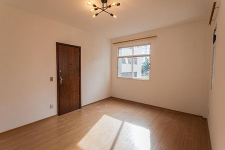 Sala de apartamento para alugar com 1 quarto, 50m² em Funcionários, Belo Horizonte