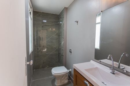 Banheiro Social de apartamento para alugar com 1 quarto, 50m² em Funcionários, Belo Horizonte