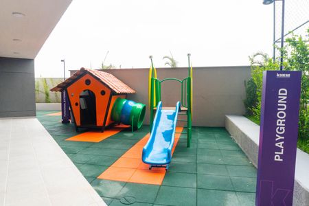 Apartamento para alugar com 39m², 2 quartos e sem vaga Apartamento para alugar com 39m², 2 quartos e sem vagaÁrea comum - Playground