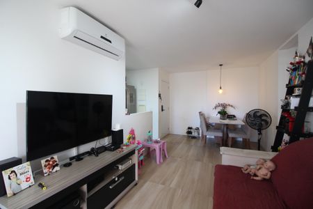 Sala de apartamento à venda com 2 quartos, 74m² em Barra da Tijuca, Rio de Janeiro