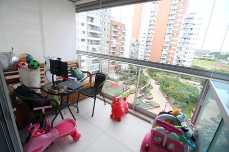 Varanda de apartamento à venda com 2 quartos, 74m² em Barra da Tijuca, Rio de Janeiro