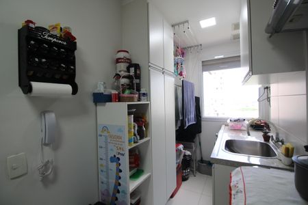 Apartamento à venda com 74m², 2 quartos e 1 vagaÁrea de Serviço