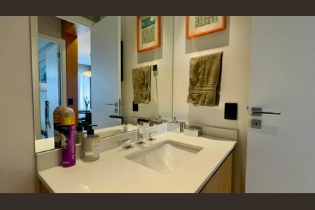 Apartamento para alugar com 84m², 2 quartos e 2 vagasBanheiro