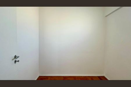 Apartamento para alugar com 160m², 3 quartos e 3 vagas Apartamento para alugar com 160m², 3 quartos e 3 vagasQuarto de Serviço