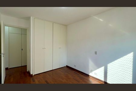 Apartamento para alugar com 160m², 3 quartos e 3 vagas Apartamento para alugar com 160m², 3 quartos e 3 vagasQuarto 2