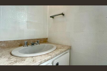 Apartamento para alugar com 160m², 3 quartos e 3 vagas Apartamento para alugar com 160m², 3 quartos e 3 vagasLavabo