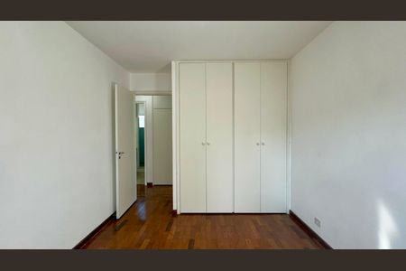 Apartamento para alugar com 160m², 3 quartos e 3 vagas Apartamento para alugar com 160m², 3 quartos e 3 vagasQuarto 2