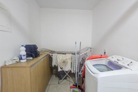 Apartamento para alugar com 60m², 2 quartos e sem vagaÁrea de serviço 