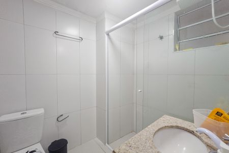 Apartamento para alugar com 60m², 2 quartos e sem vagaBanheiro