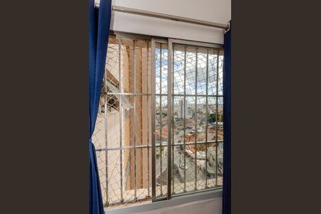 Apartamento à venda com 65m², 2 quartos e 1 vagaSala - Janela