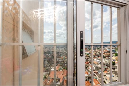 Apartamento à venda com 65m², 2 quartos e 1 vagaÁrea de Serviço - Janela