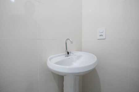 Apartamento para alugar com 33m², 2 quartos e sem vagaBanheiro