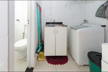 Apartamento à venda com 87m², 3 quartos e 1 vagaÁrea de serviço