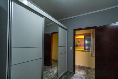 Casa à venda com 230m², 3 quartos e sem vagaQuarto 2