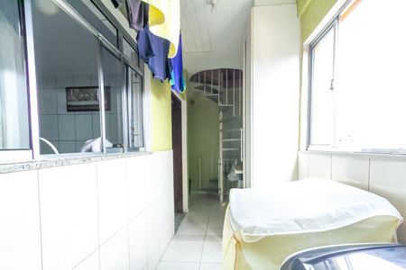 Casa à venda com 230m², 3 quartos e sem vagaÁrea de Serviço