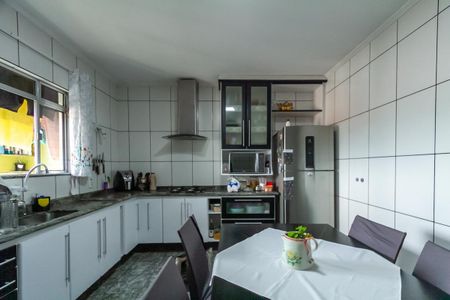 Casa à venda com 230m², 3 quartos e sem vagaCozinha