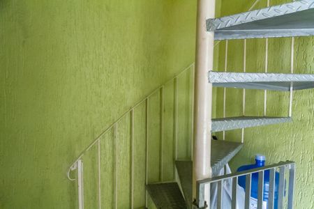 Casa à venda com 230m², 3 quartos e sem vagaEscada