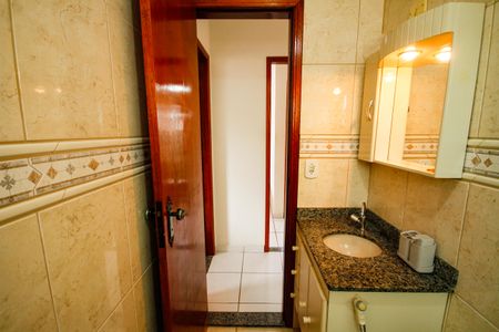 Apartamento para alugar com 70m², 2 quartos e 1 vaga Apartamento para alugar com 70m², 2 quartos e 1 vagaBanheiro