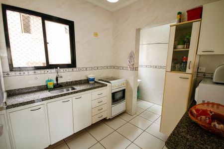 Apartamento para alugar com 70m², 2 quartos e 1 vaga Apartamento para alugar com 70m², 2 quartos e 1 vagaCozinha