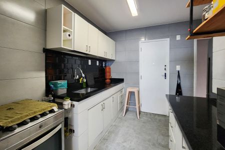 Apartamento para alugar com 77m², 2 quartos e sem vaga Apartamento para alugar com 77m², 2 quartos e sem vagaCozinha