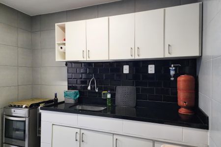 Apartamento para alugar com 77m², 2 quartos e sem vaga Apartamento para alugar com 77m², 2 quartos e sem vagaCozinha