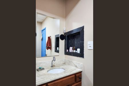 Apartamento para alugar com 77m², 2 quartos e sem vaga Apartamento para alugar com 77m², 2 quartos e sem vagaBanheiro