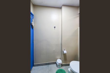 Apartamento para alugar com 77m², 2 quartos e sem vaga Apartamento para alugar com 77m², 2 quartos e sem vagaBanheiro