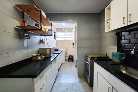 Apartamento para alugar com 77m², 2 quartos e sem vaga Apartamento para alugar com 77m², 2 quartos e sem vagaCozinha