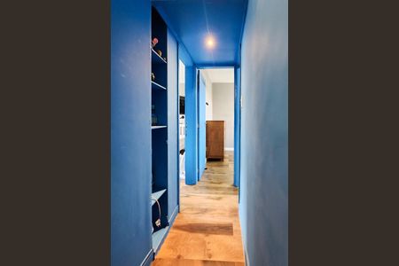 Apartamento para alugar com 77m², 2 quartos e sem vaga Apartamento para alugar com 77m², 2 quartos e sem vagaCorredor