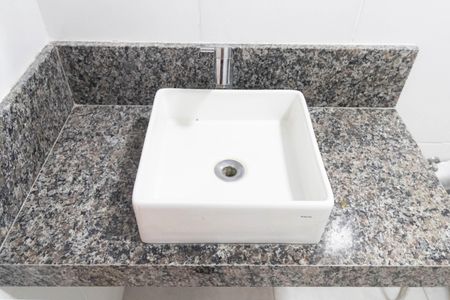 Casa para alugar com 55m², 2 quartos e 1 vaga Casa para alugar com 55m², 2 quartos e 1 vagaBanheiro