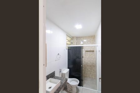 Casa para alugar com 55m², 2 quartos e 1 vaga Casa para alugar com 55m², 2 quartos e 1 vagaBanheiro