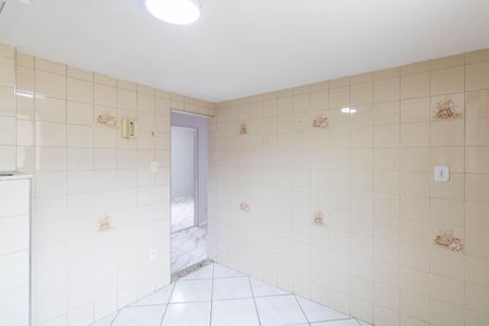 Casa para alugar com 55m², 2 quartos e 1 vaga Casa para alugar com 55m², 2 quartos e 1 vagaCozinha e Área de Serviço