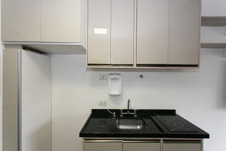 Cozinha de kitnet/studio para alugar com 1 quarto, 24m² em Tatuapé, São Paulo