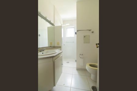 Casa para alugar com 380m², 5 quartos e 3 vagas