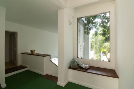 Casa para alugar com 5 quartos, 380m² em Jardim Sao Bento, São Paulo