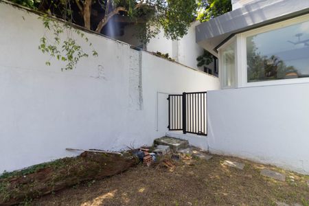 Casa para alugar com 380m², 5 quartos e 3 vagas
