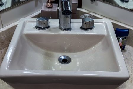 Apartamento à venda com 180m², 2 quartos e 1 vaga Apartamento à venda com 180m², 2 quartos e 1 vagaBanheiro