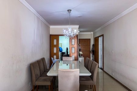 Apartamento à venda com 180m², 2 quartos e 1 vaga Apartamento à venda com 180m², 2 quartos e 1 vagaSala de Jantar