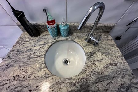 Apartamento à venda com 180m², 2 quartos e 1 vaga Apartamento à venda com 180m², 2 quartos e 1 vagaBanheiro da Suíte