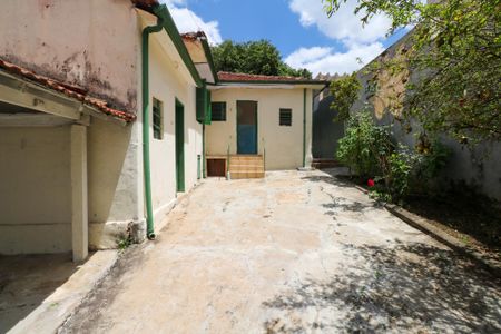 Casa para alugar com 147m², 2 quartos e 2 vagasQuintal