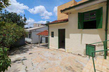 Casa para alugar com 147m², 2 quartos e 2 vagasQuintal